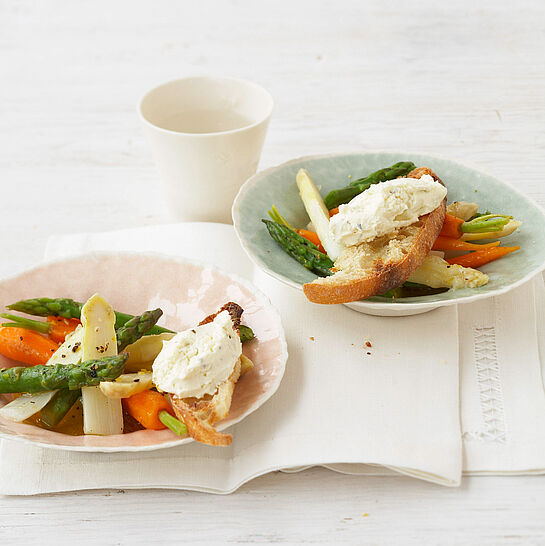 Spargelsalat mit Bresso-Knusperbrot - leckere Rezeptidee