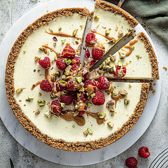 Ziegenkäse Cheesecake mit Himbeeren