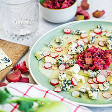 Rezept für Kohlrabi-Carpaccio mit Rhabarber-Chutney