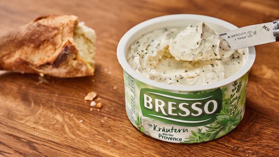 BRESSO - Kräuter aus der Provence kombiniert mit locker aufgeschlagenem Frischkäse