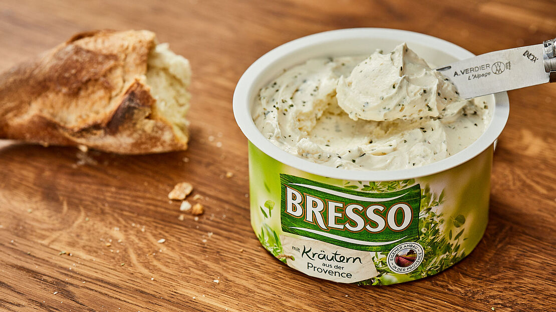 BRESSO - Kräuter aus der Provence kombiniert mit locker aufgeschlagenem Frischkäse
