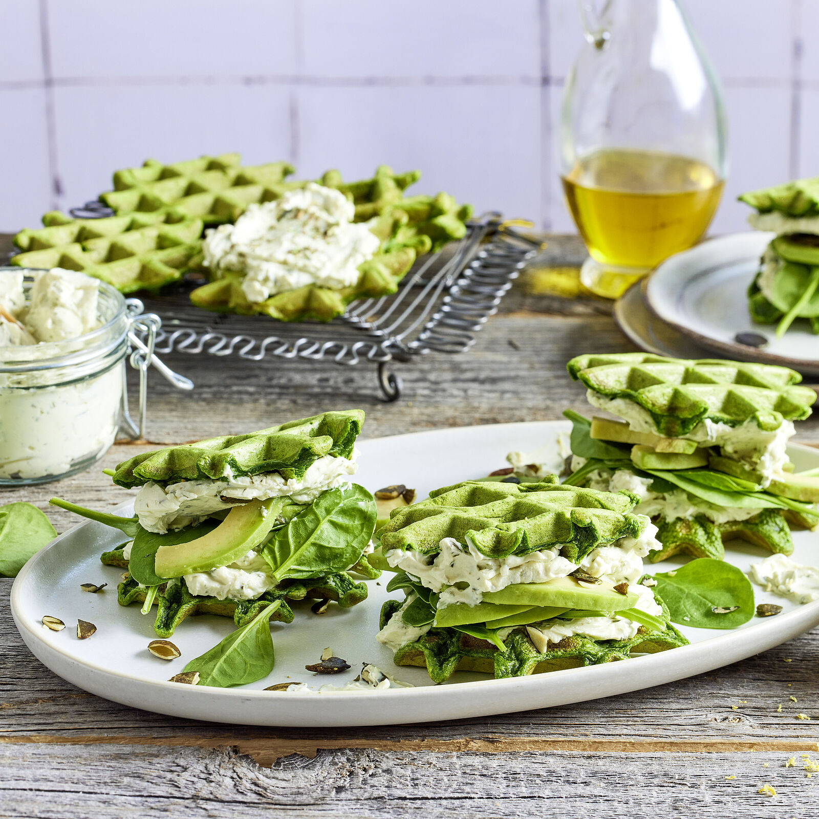 Mini-Waffel-Sandwich mit Spinat