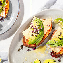 Rezept für Süßkartoffel-Toasts mit Avocado