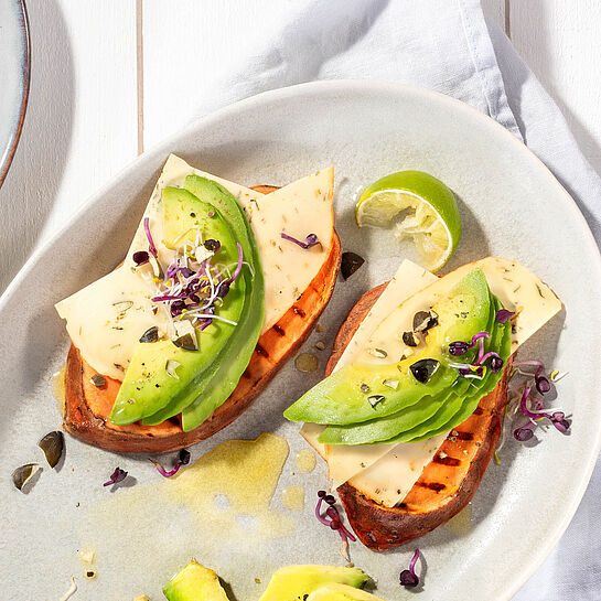 Rezept für Süßkartoffel-Toasts mit Avocado