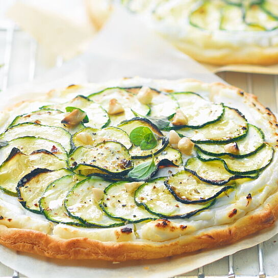 Zucchini-Tarte mit Chavroux