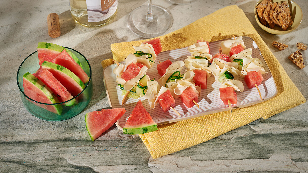 Käse-Melonen-Gurken-Spieße