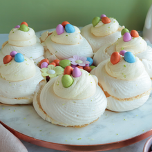 Pavlova Osternest mit Zitronencreme