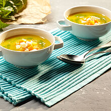 Rezept Feine Gemüsesuppe mit Pesto - immer ein Genuss