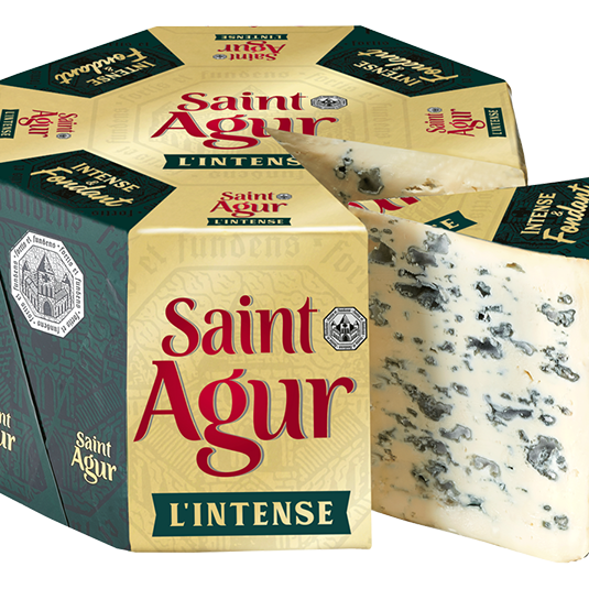 Saint Agur L&#039;Intense Käsetheke Theke packshot cut