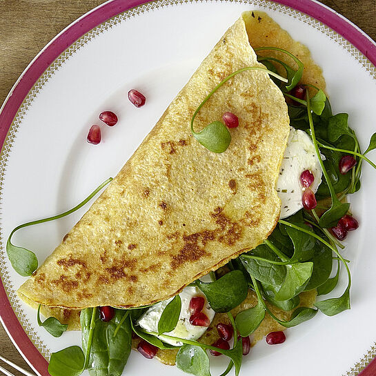 Rezept Linsen-Pfannkuchen mit Babyspinat, Granatapfel und Ziegenkäse 