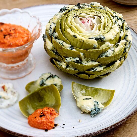 Rezept gefüllte Artischocke mit Saint Augur und Dips 