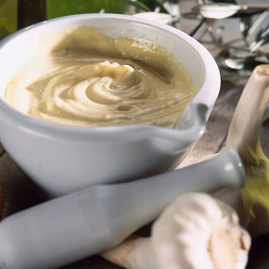 Aioli - Provenzalische Knoblauch Crème - leckere Rezeptidee