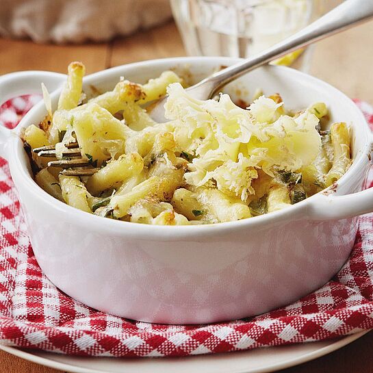 Macaroni mit dreierlei Schweizer Käse